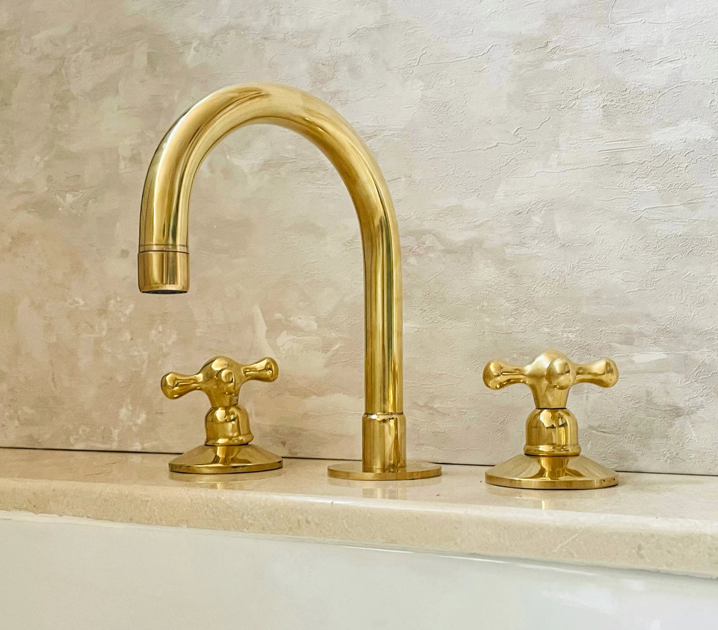 Widespread 3 Holes Solid Unlacquered Brass Faucet, Antique Brass Bathroom Faucet